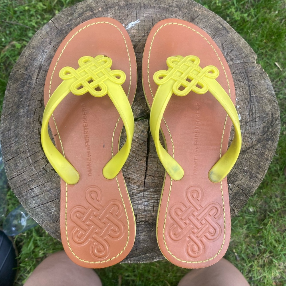 Diane Von Furstenberg Yellow and Tan Sandals